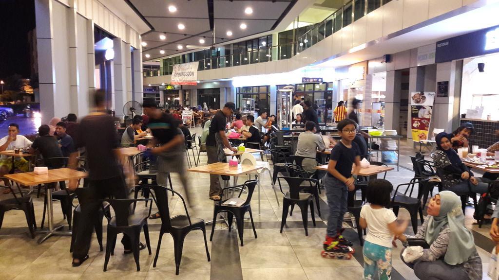 Vista Alam Serviced Apartment Near Idcc Sacc Pkns Uitm Msu Avisena Shah Alam Kültér fotó